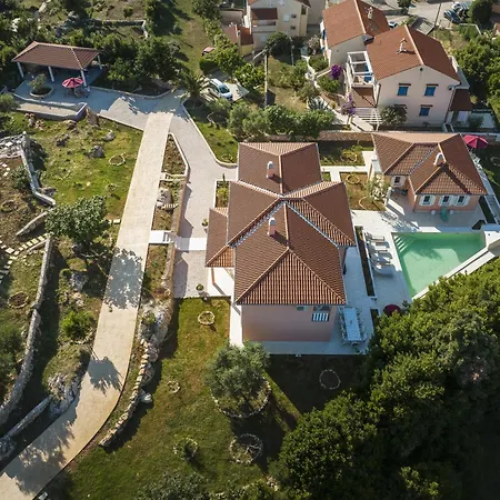 Giardin Retreat