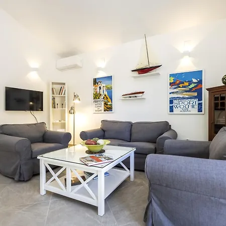 Giardin Retreat Villa
