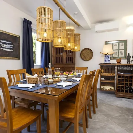 Villa Giardin Retreat