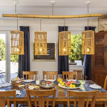 Giardin Retreat Villa