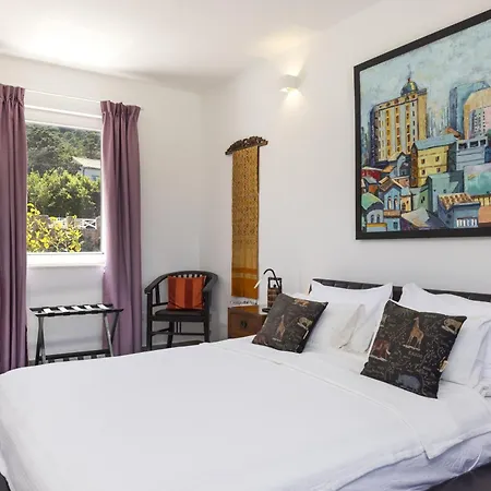 Giardin Retreat Villa