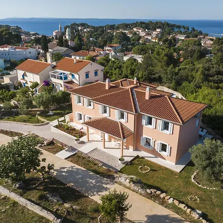 Giardin Retreat
